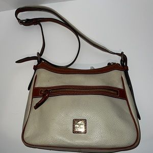 Vintage Dooney and Bourke crossbody